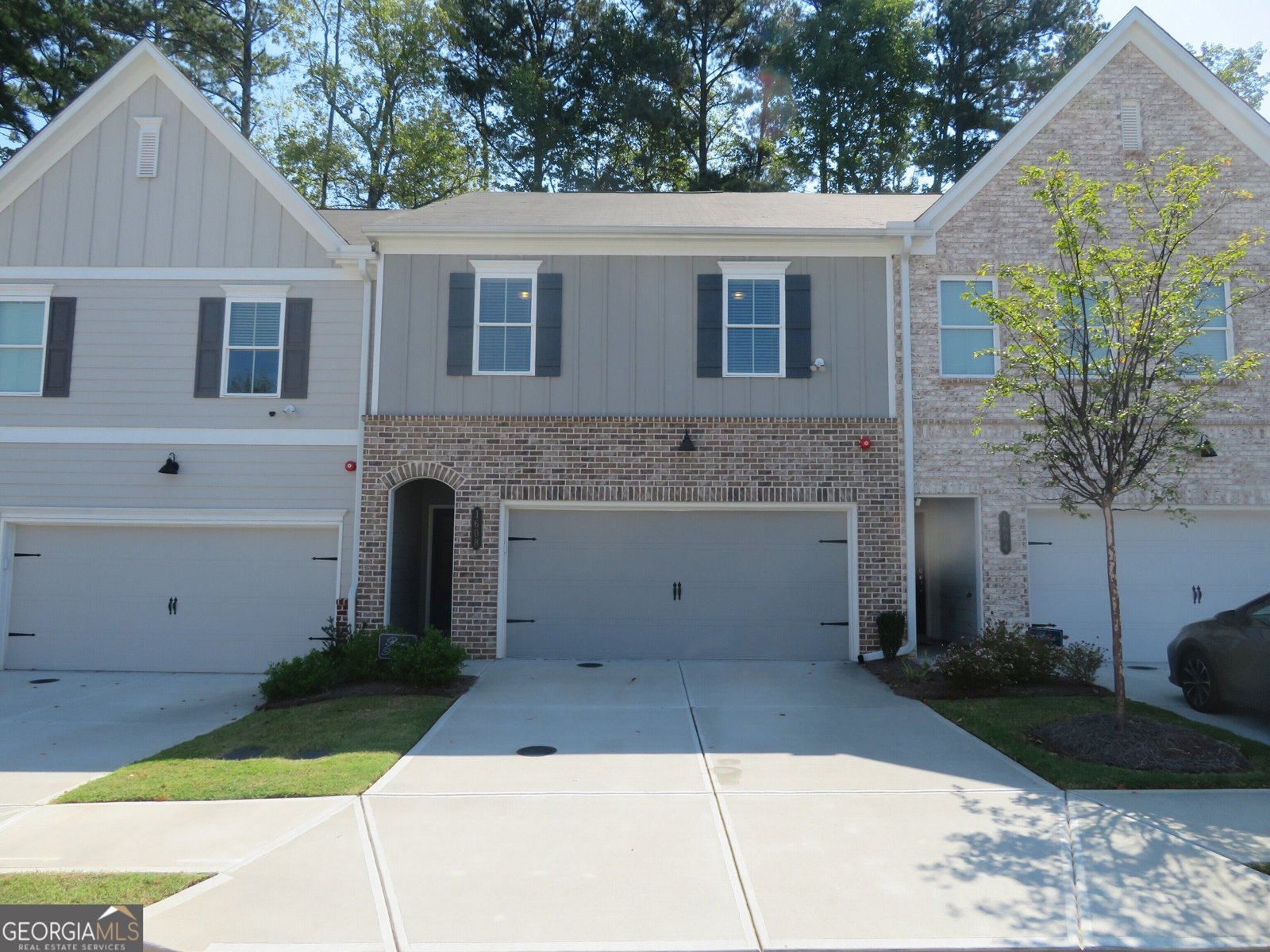 1608 Ruskin Way Marietta - main photo