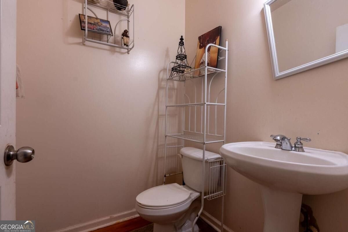 485 Greyhawk Way Fairburn - Photo 8