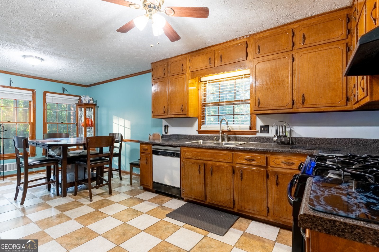 1601 Dillwood Court Lithonia - Photo 9