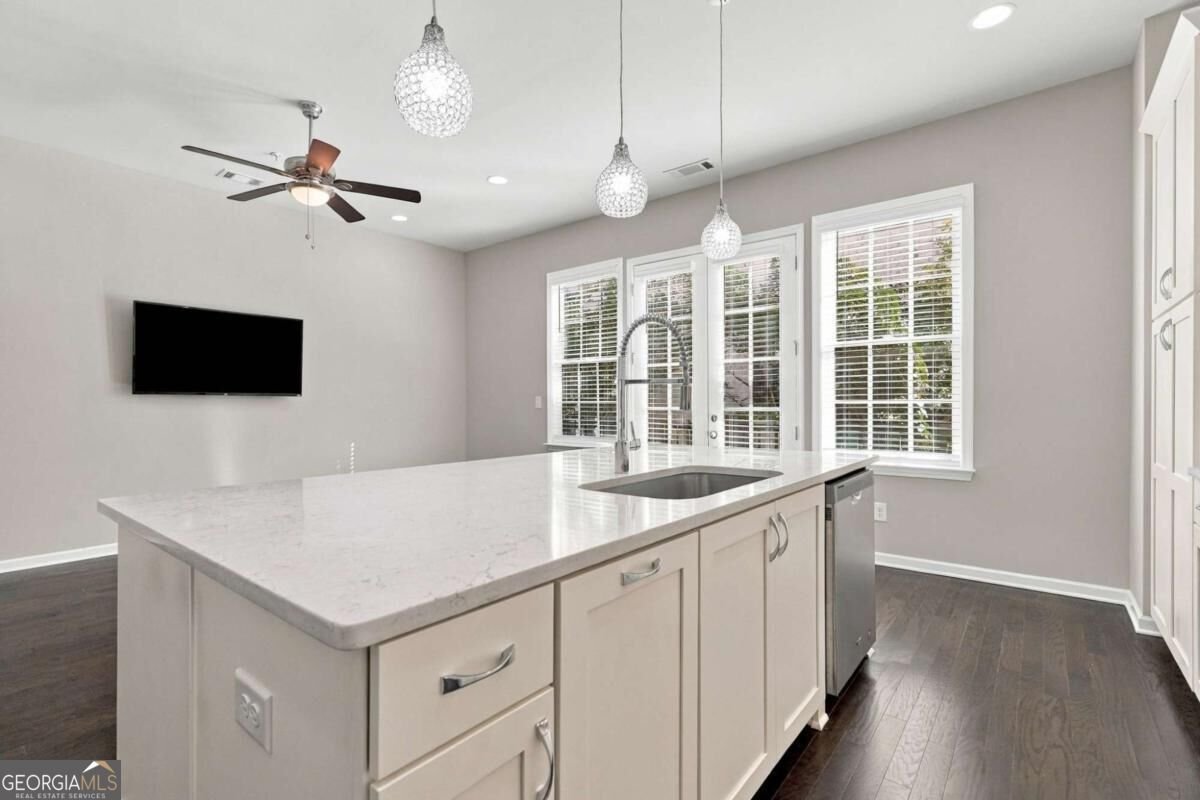 6440 Canopy Drive Sandy Springs - Photo 13