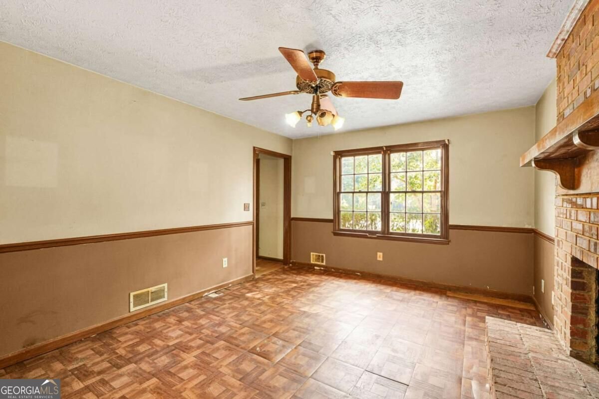 1215 Masters Lane Snellville - Photo 9