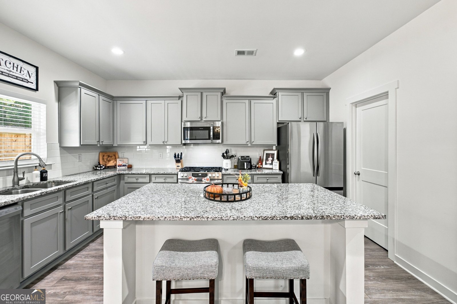 209 Annie Lane Statham - Photo 10