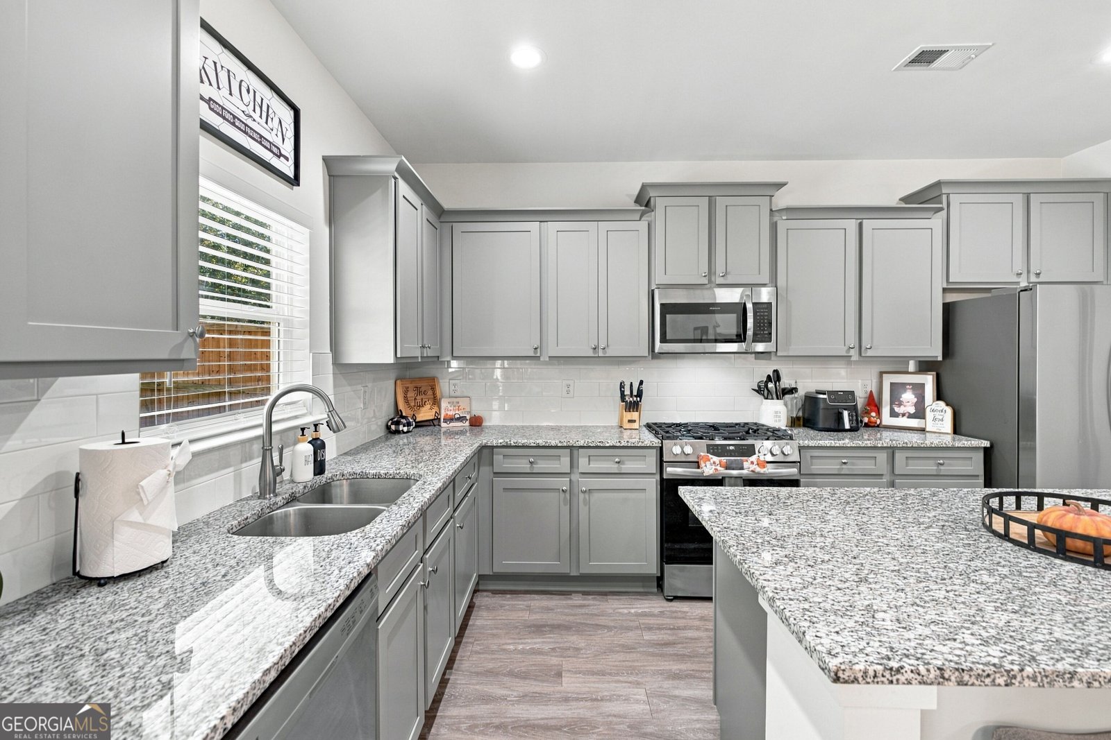 209 Annie Lane Statham - Photo 12