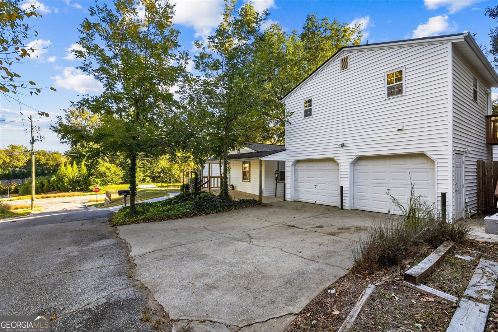 541 Mary Lou Street Suwanee - Photo 6