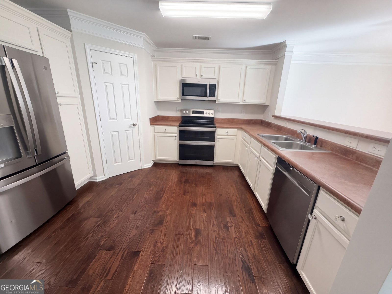 2270 Mayfair Drive Cumming - Photo 8