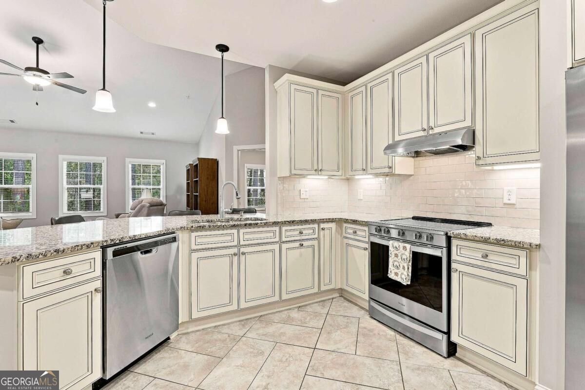 2102 Commonwealth Circle Newnan - Photo 10