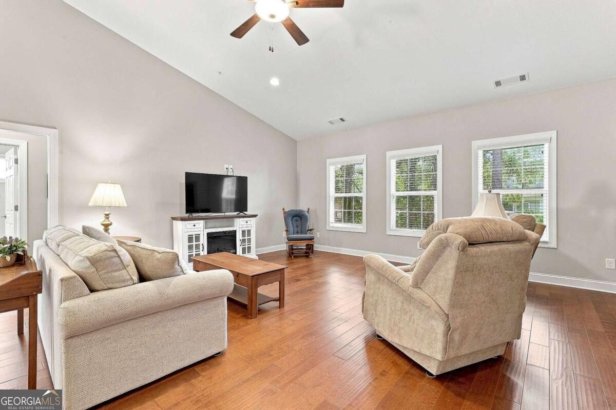 2102 Commonwealth Circle Newnan - Photo 11
