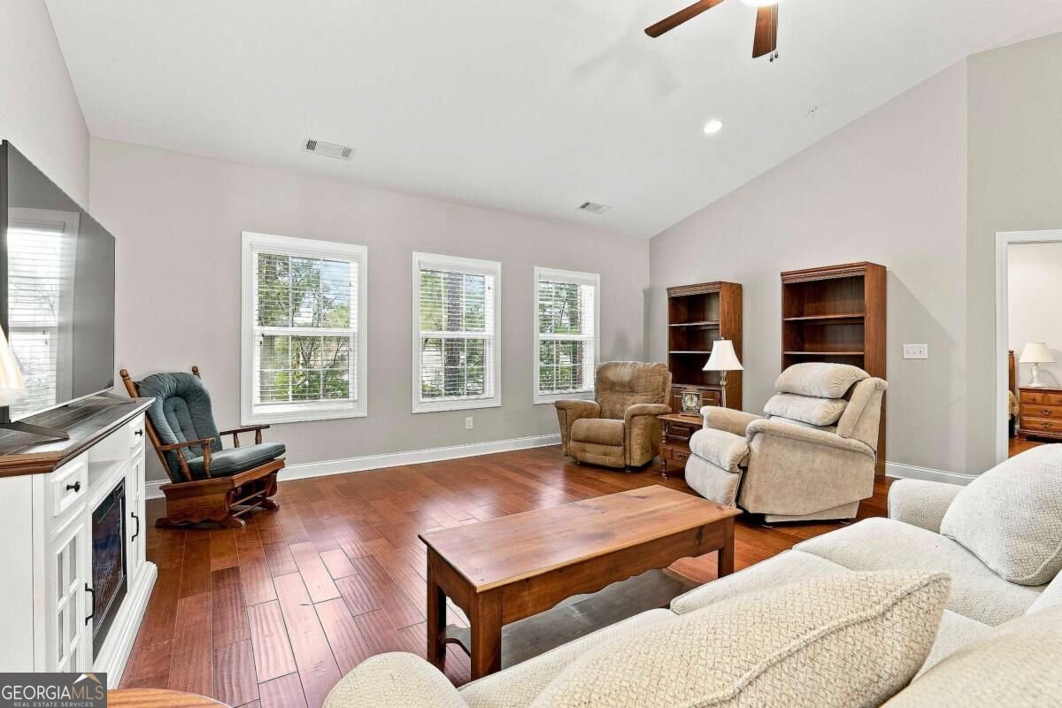2102 Commonwealth Circle Newnan - Photo 15