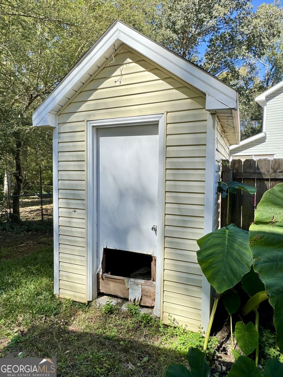 147 Windermere Circle Macon - Photo 14