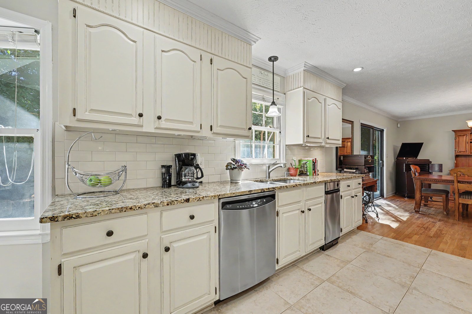 4409 Hidden Oaks Drive Flowery Branch - Photo 11