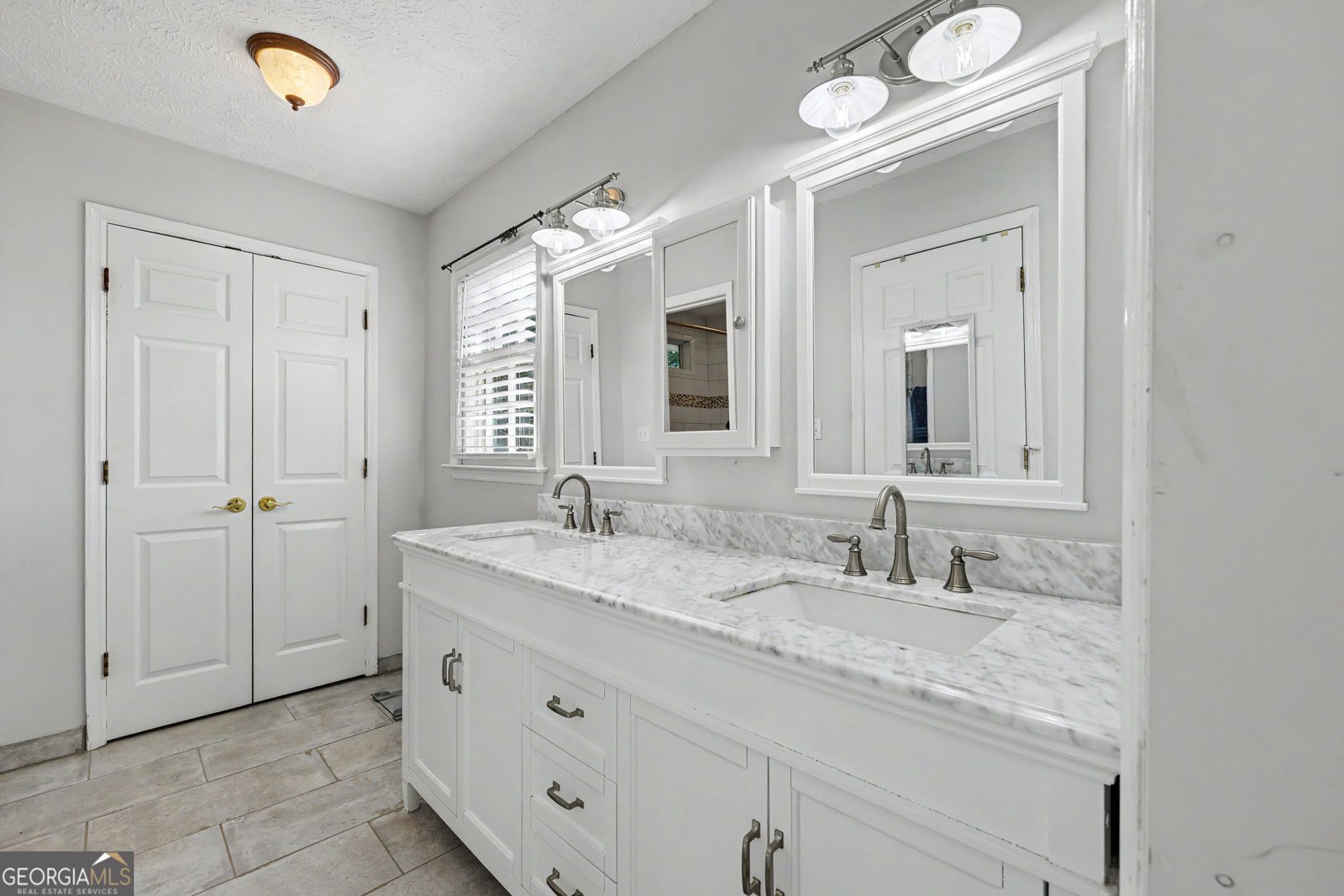 4409 Hidden Oaks Drive Flowery Branch - Photo 18