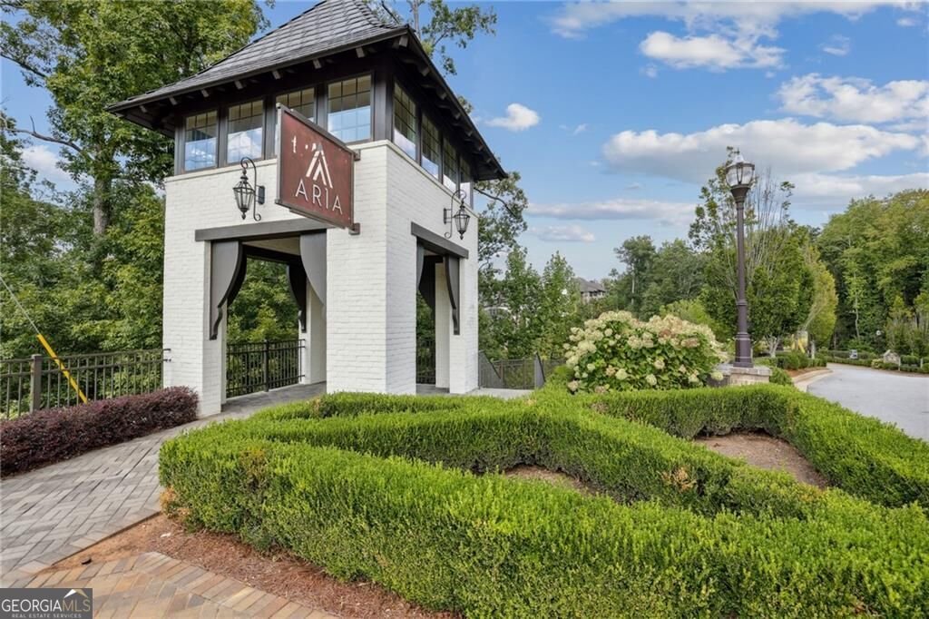 6818 Prelude Drive Sandy Springs - Photo 9