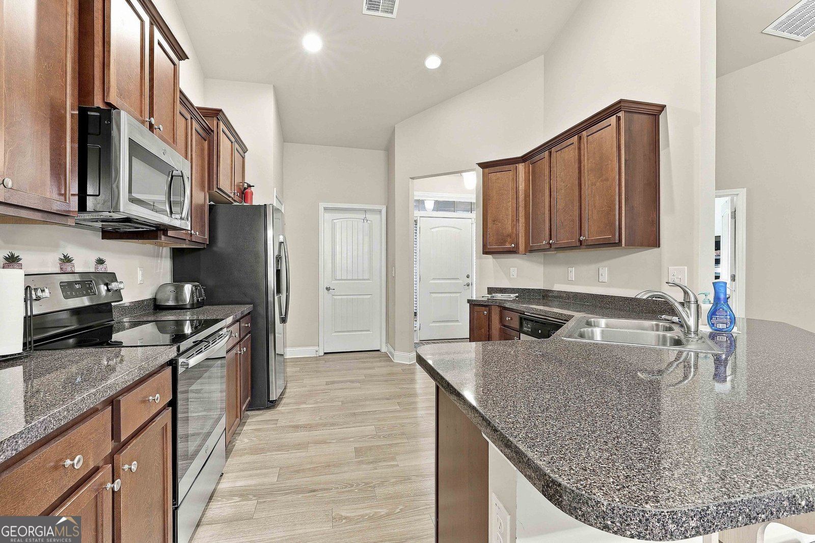862 Crescent Lane Griffin - Photo 16