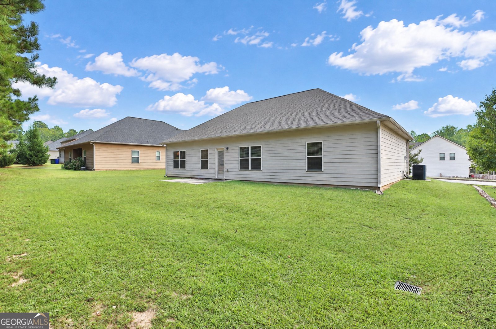 862 Crescent Lane Griffin - Photo 32