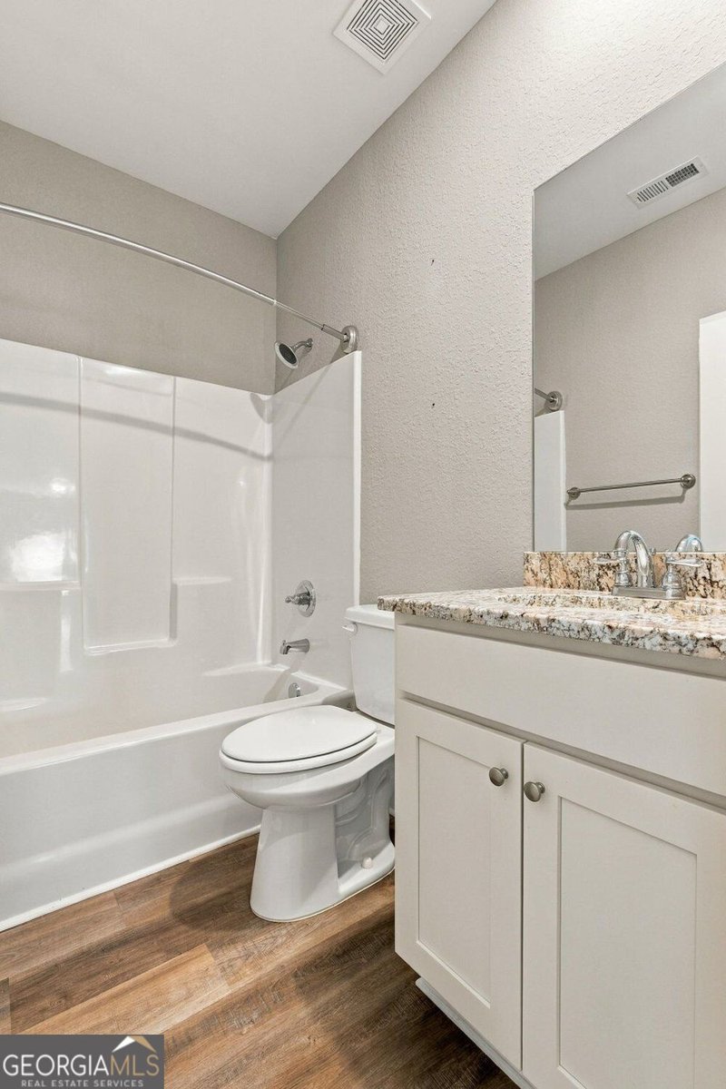 1604 English Road Forsyth - Photo 24
