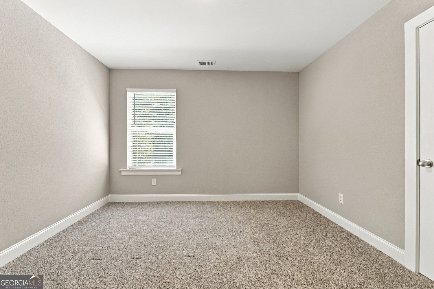 1604 English Road Forsyth - Photo 37