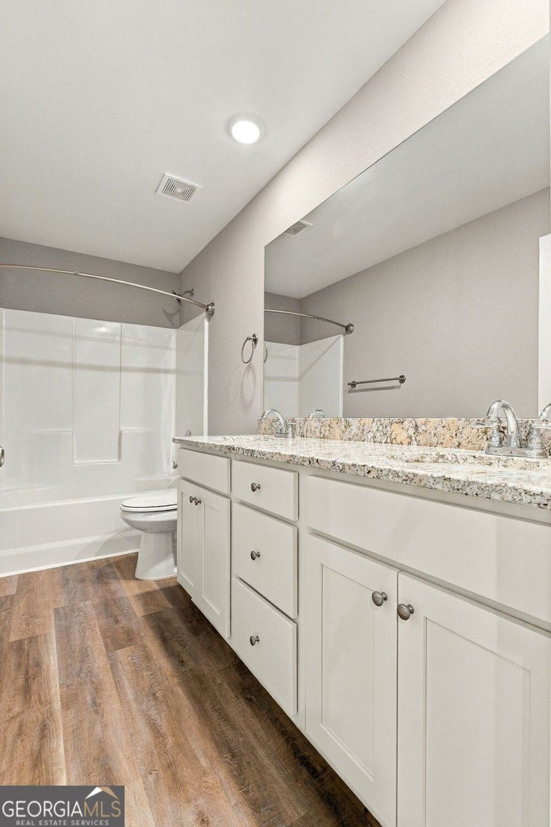 1604 English Road Forsyth - Photo 39