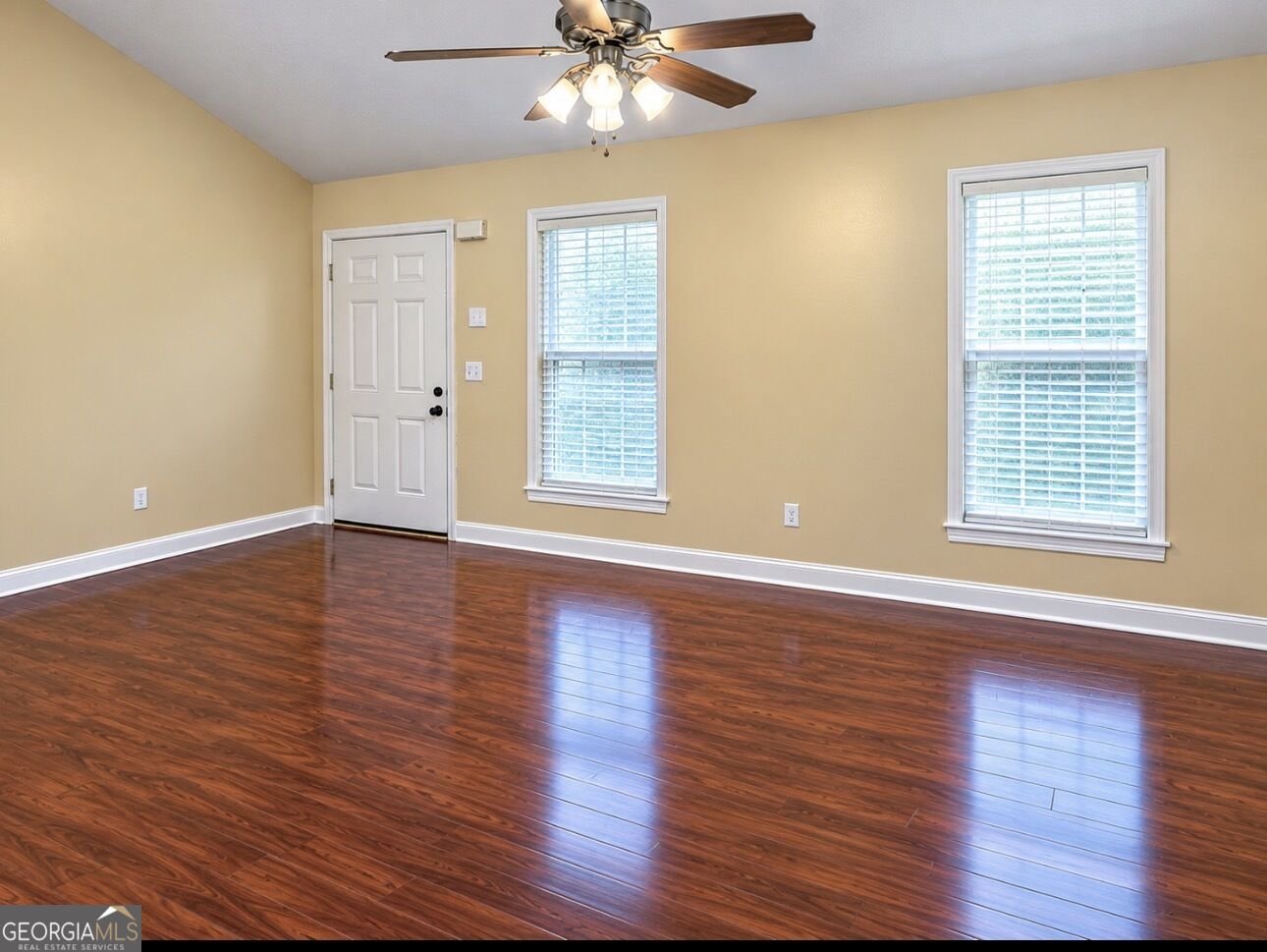 330 Kendall Lane Carrollton - Photo 6