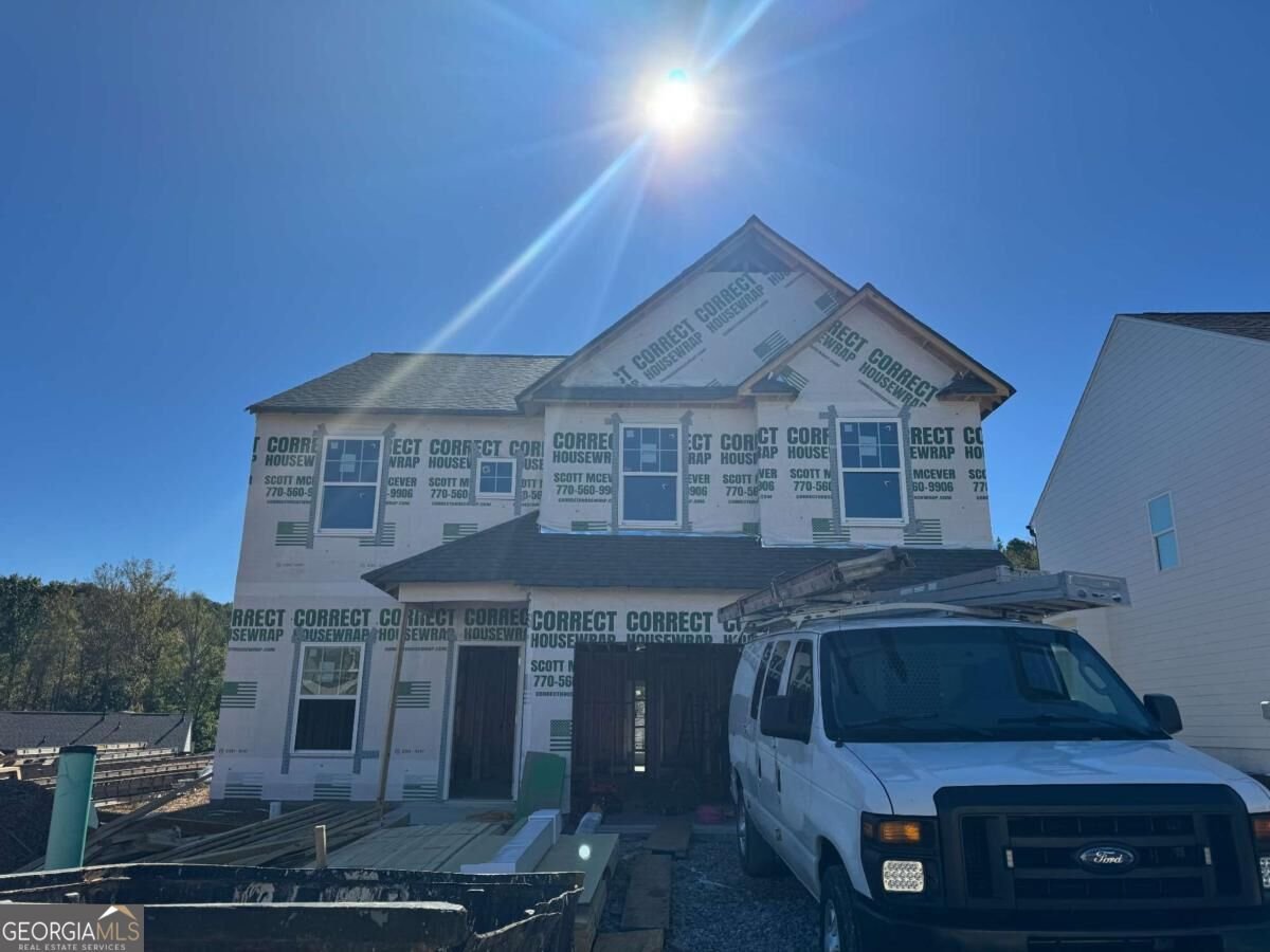 813 Oakmont Trace Canton - main photo
