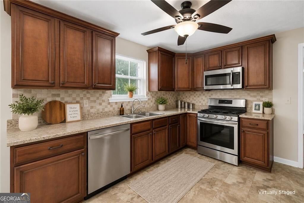 5086 Woodbridge Trail Stone Mountain - Photo 9