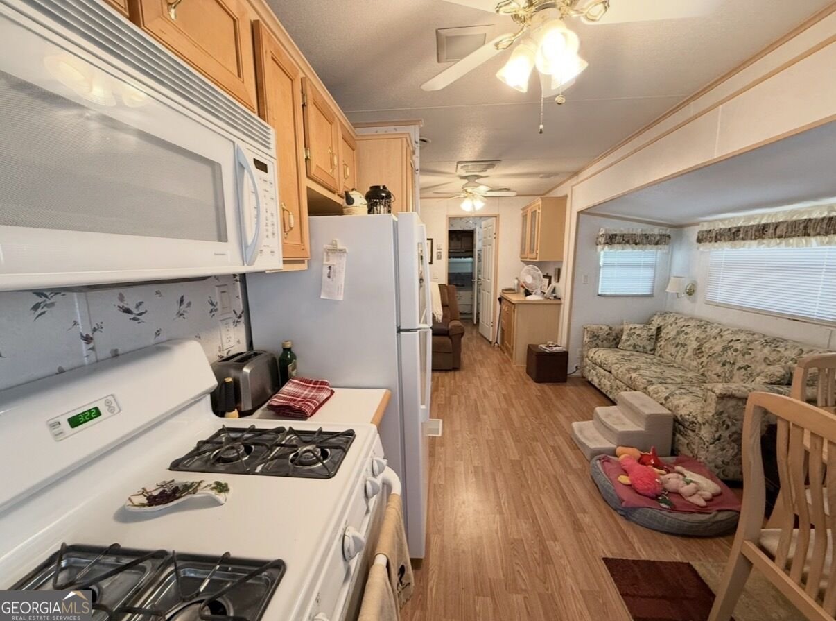 Photo 4