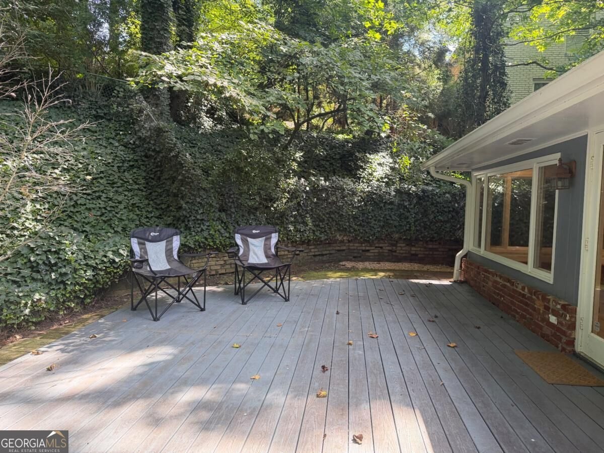 6651 Castleton Drive Sandy Springs - Photo 36
