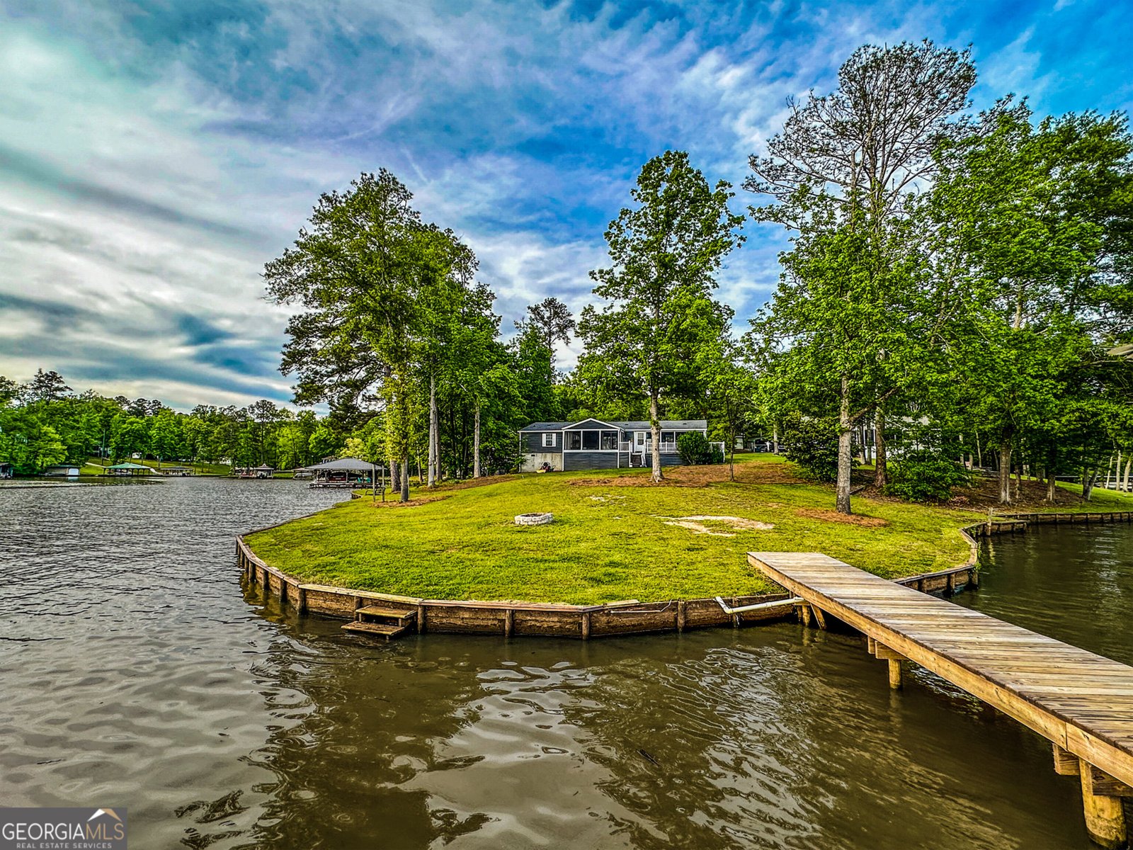 112 Little River Court Eatonton - main photo