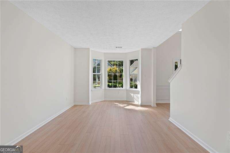 1536 Pinebreeze Drive Marietta - Photo 7