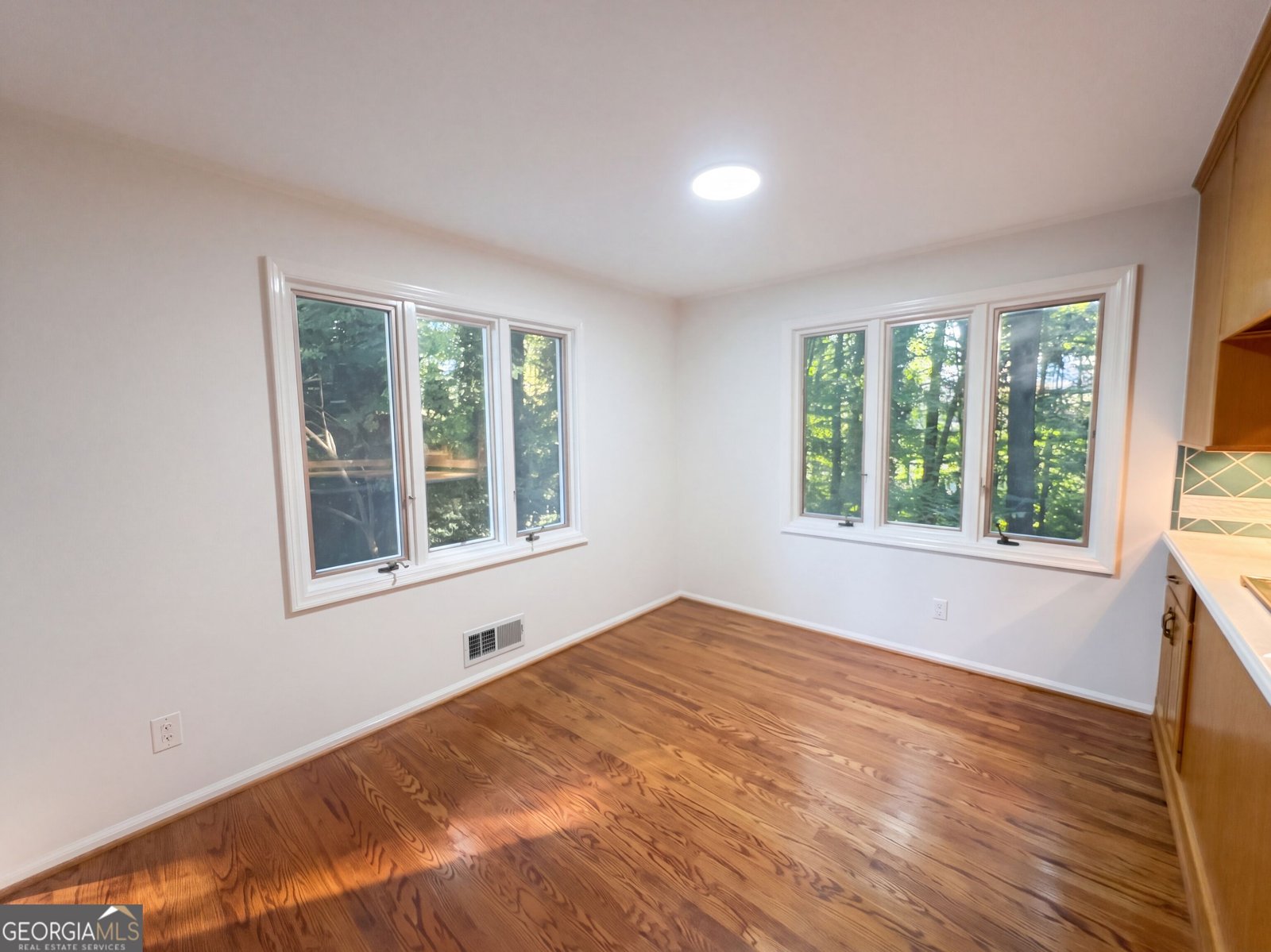 744 Fairfield Drive Marietta - Photo 6