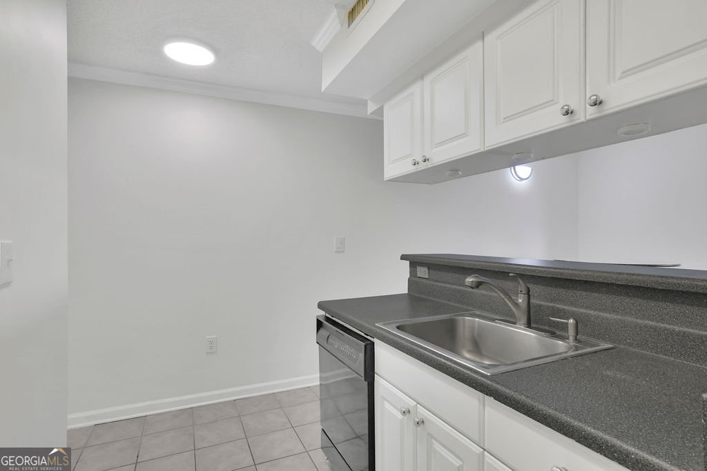 795 Hammond Drive Sandy Springs - Photo 41