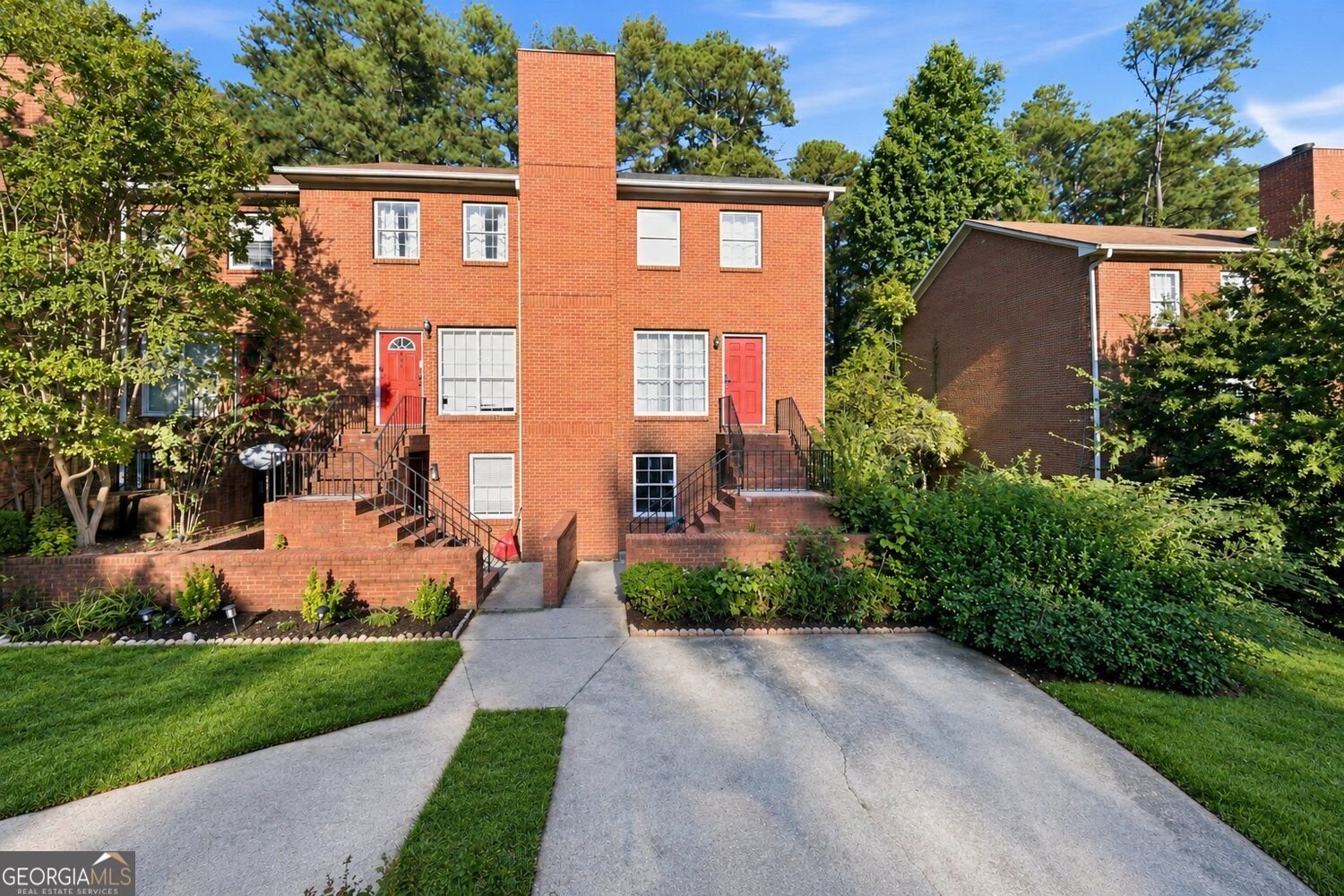 141 Davis Mill Court Lawrenceville - main photo