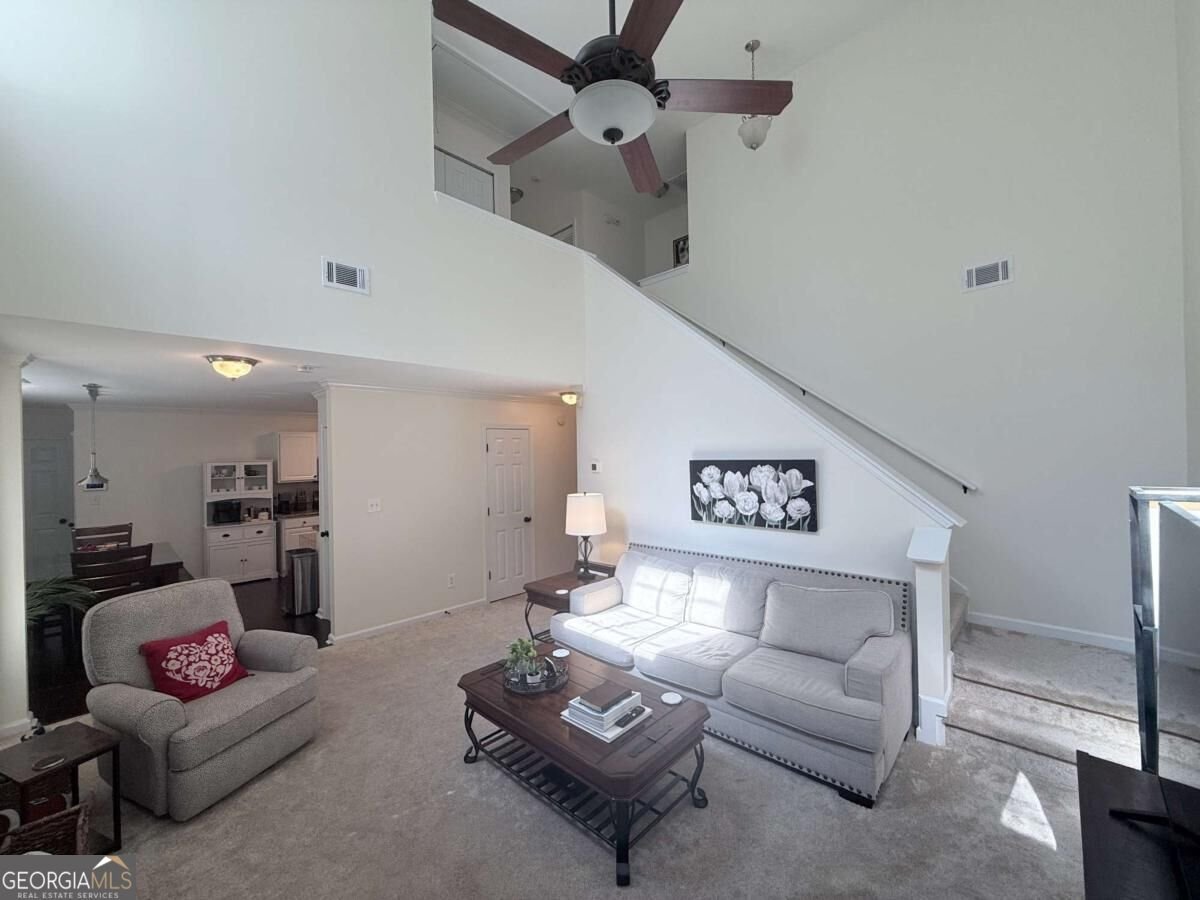 243 Kensington Trace Stockbridge - Photo 13