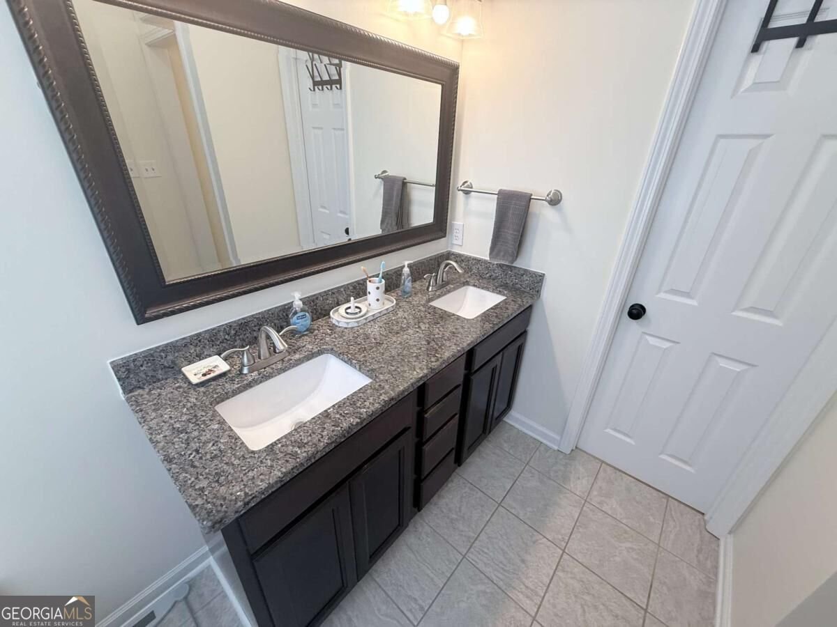 243 Kensington Trace Stockbridge - Photo 30