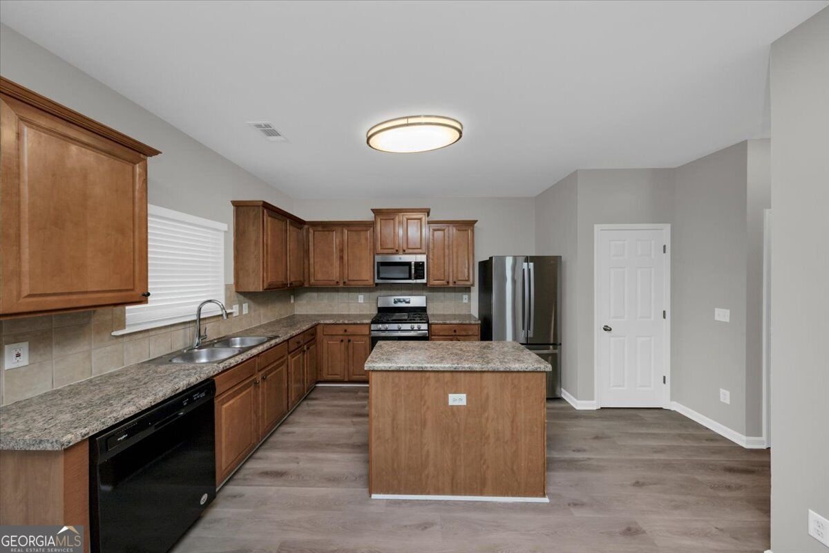 139 Mumsford Court Union City - Photo 12