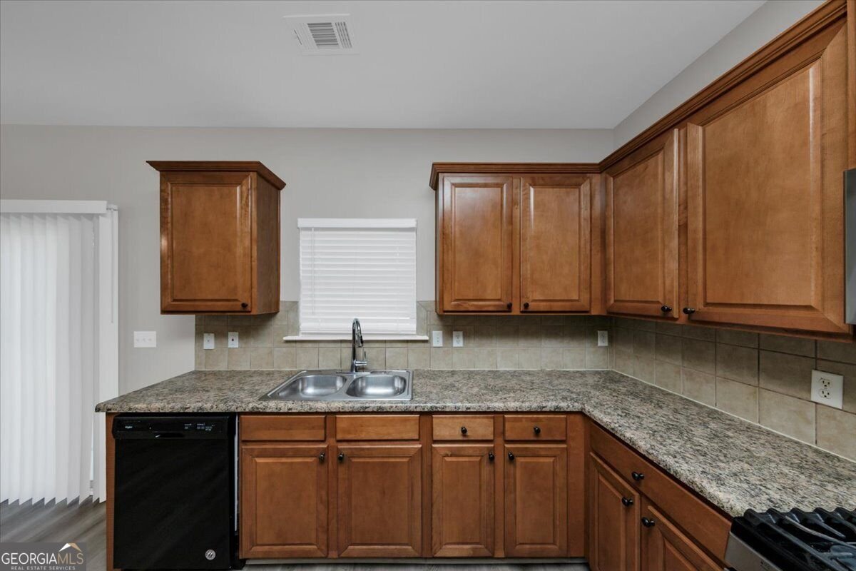 139 Mumsford Court Union City - Photo 14