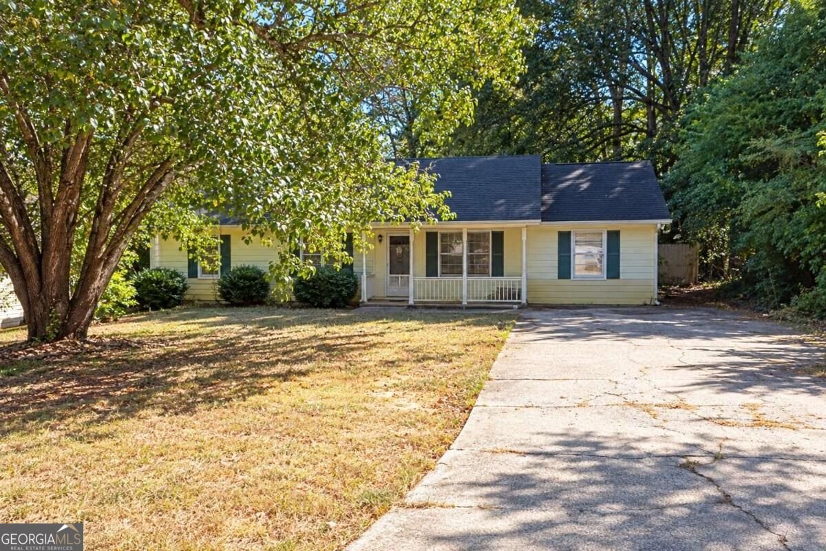 870 Navajo Trail Covington - main photo