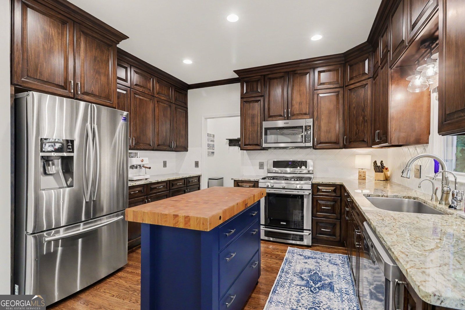 2567 Breton Court Buford - Photo 11