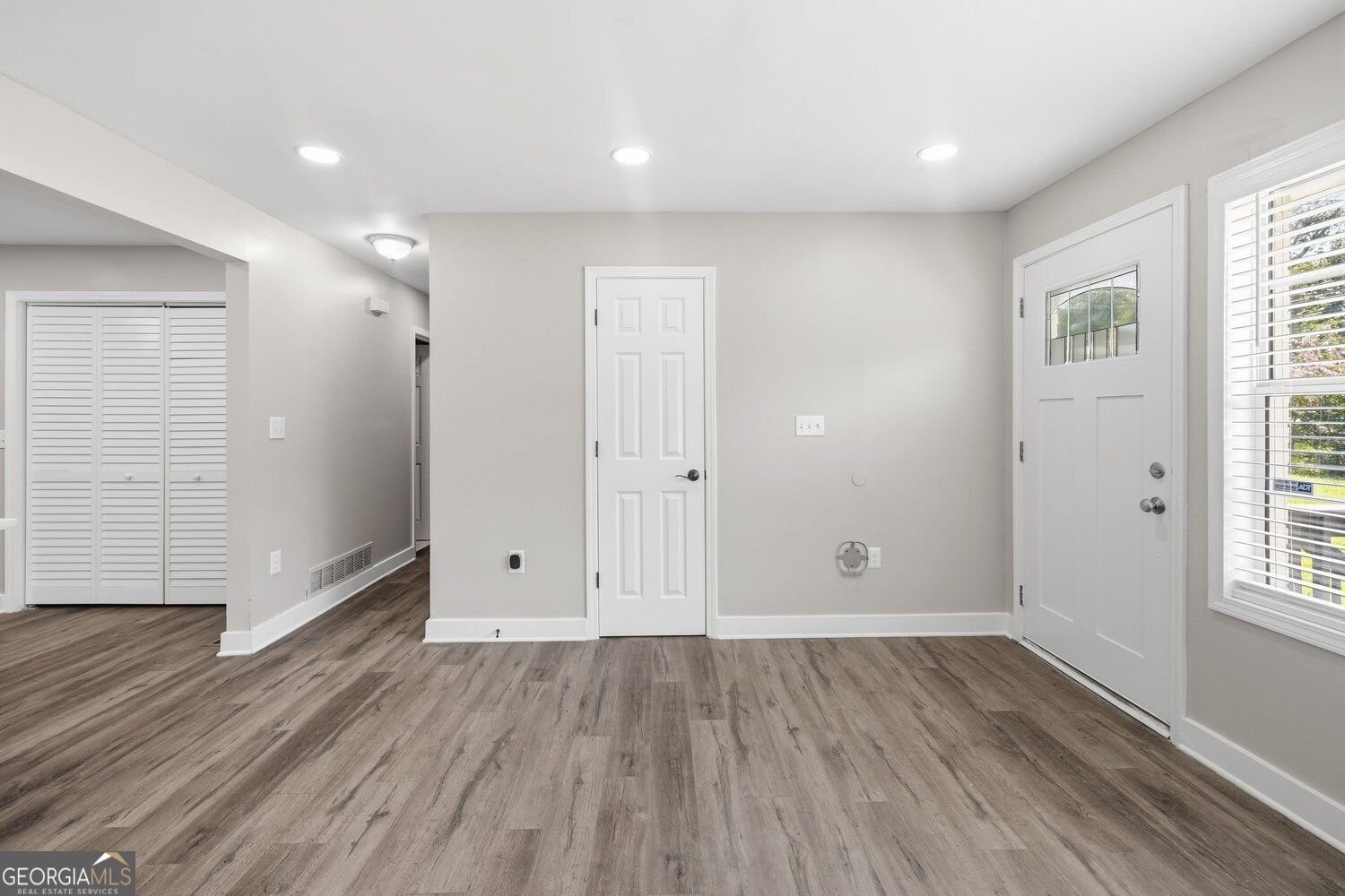 2818 Meadowview Drive Atlanta - Photo 7