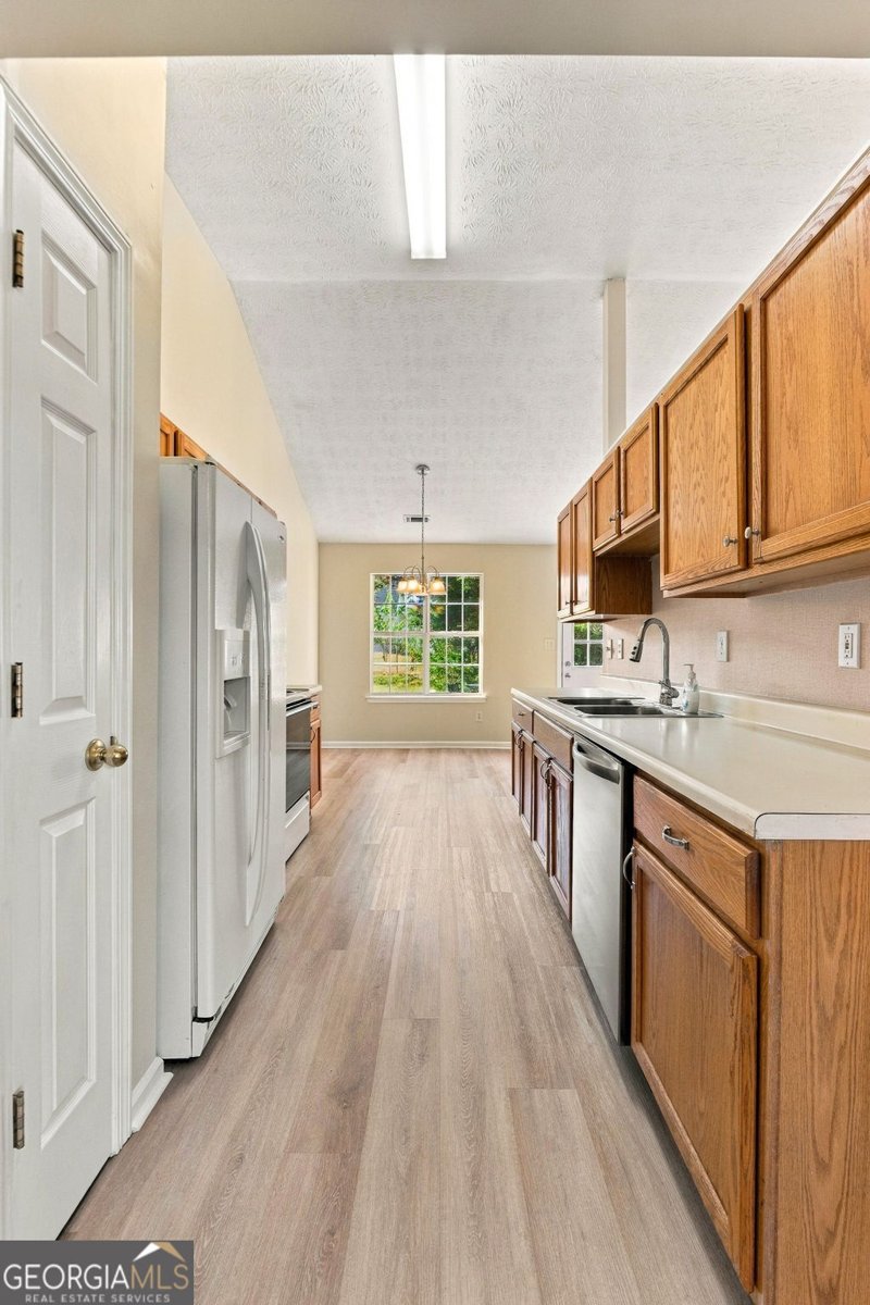 5051 Ambassador Drive McDonough - Photo 6