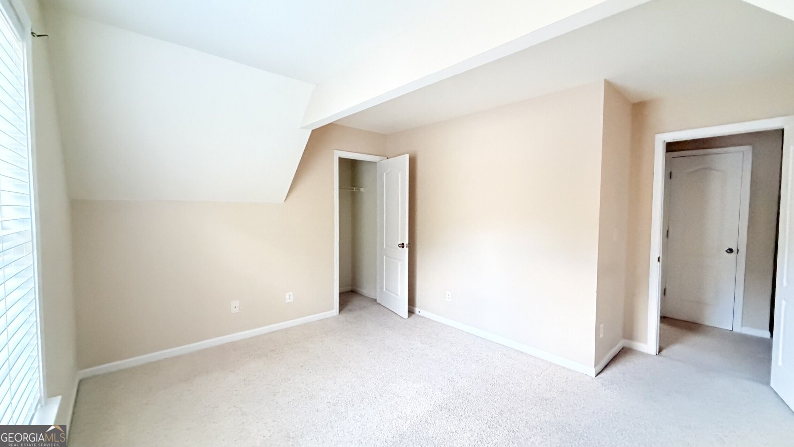 1185 Martins Down Drive Lawrenceville - Photo 9