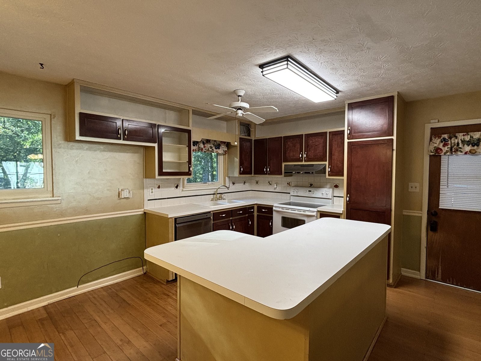 8321 Magnolia Drive Jonesboro - Photo 13