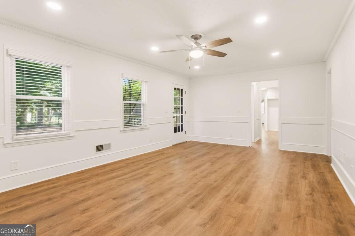 724 Lanford Springs Drive Lilburn - Photo 16