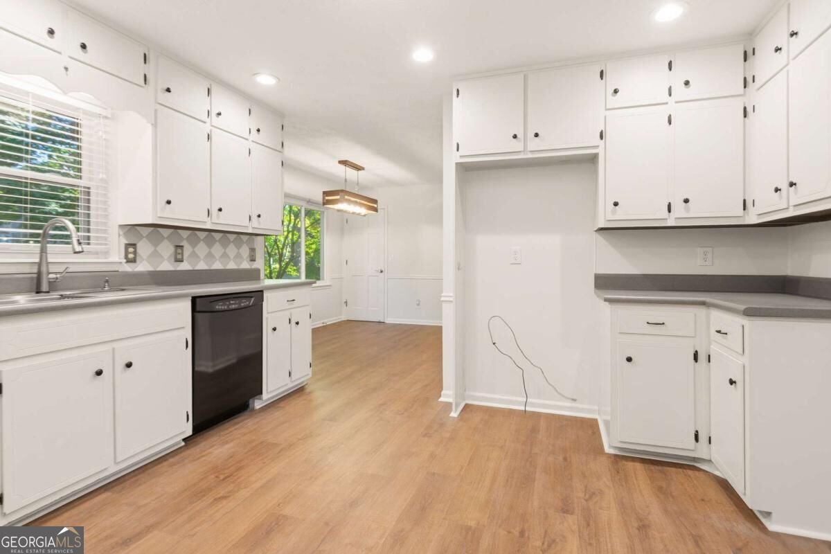 724 Lanford Springs Drive Lilburn - Photo 19