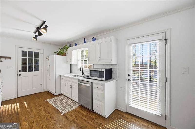 3832 EMERSON Street Marietta - Photo 9