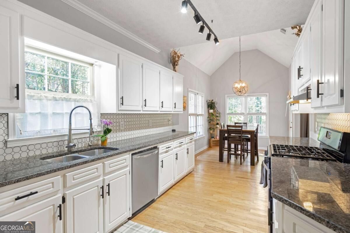 720 Johns Landing Way Lawrenceville - Photo 14