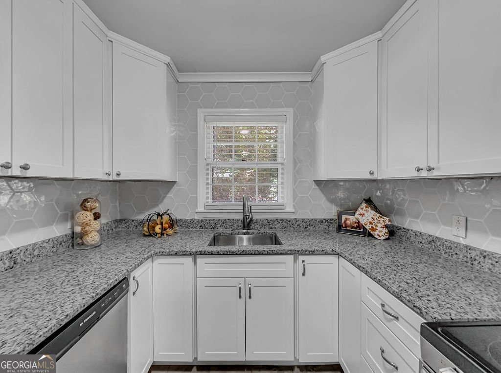 407 Meadow Lane Athens - Photo 14