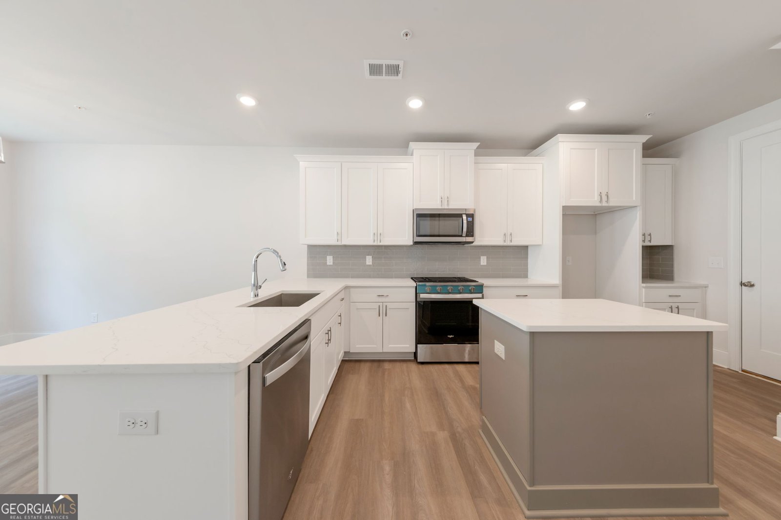 1652 Crestcreek Court Marietta - Photo 10