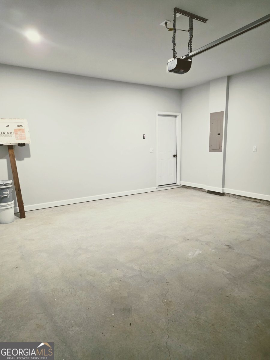 444 Hill Street Griffin - Photo 34