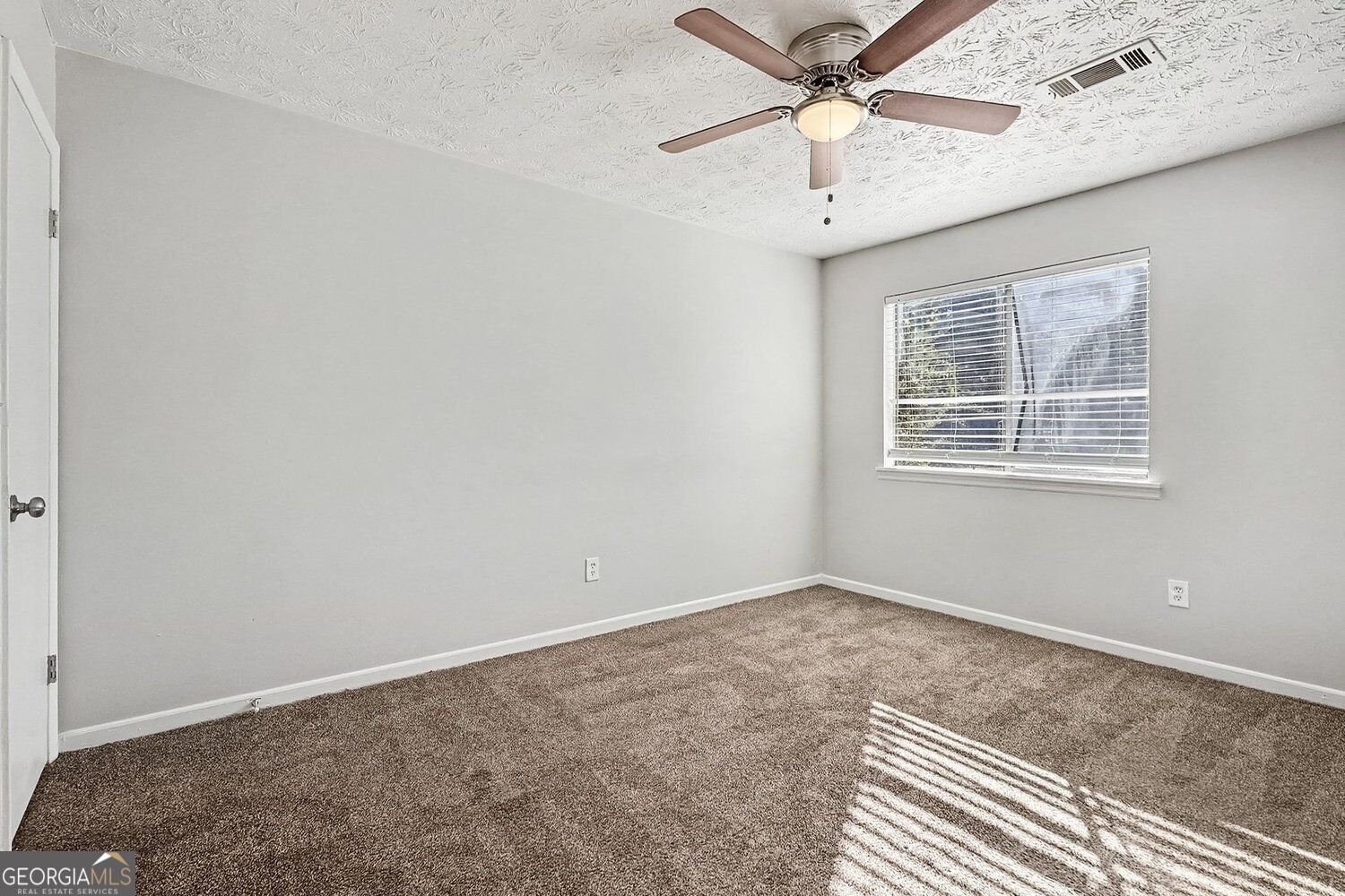 694 Waterview Drive Riverdale - Photo 11