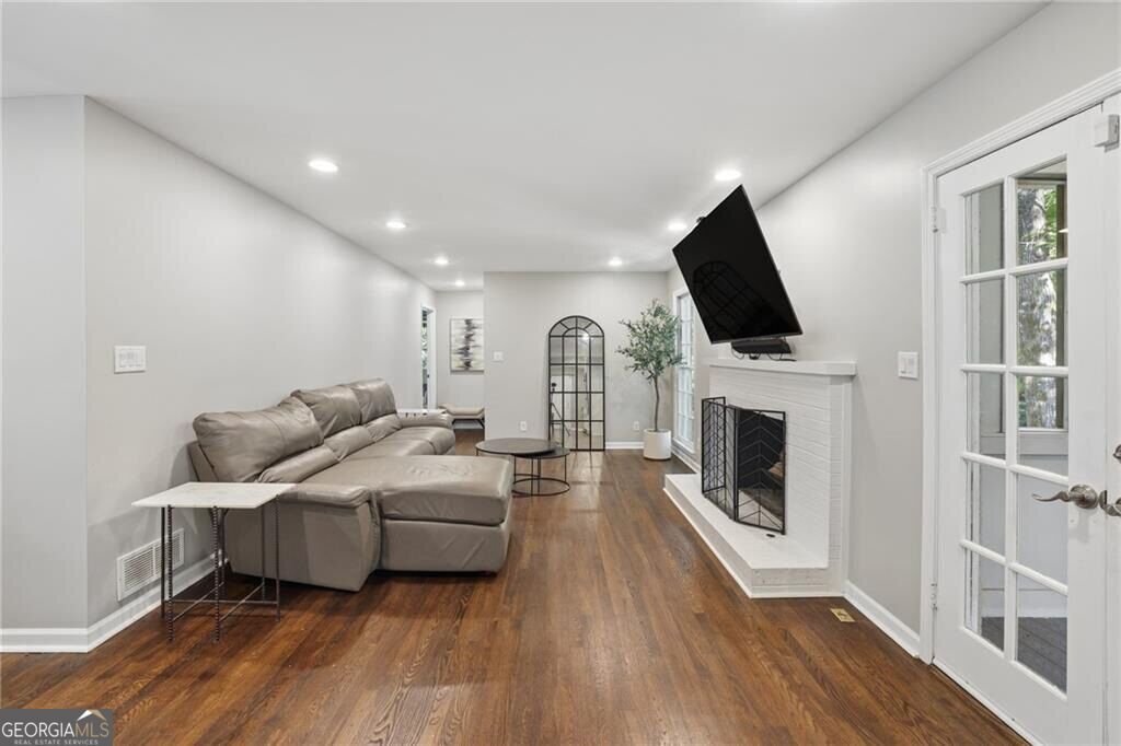 1020 Winding Creek Trail Sandy Springs - Photo 10